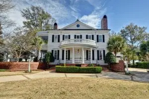 jfbr-oct-luxuryhome